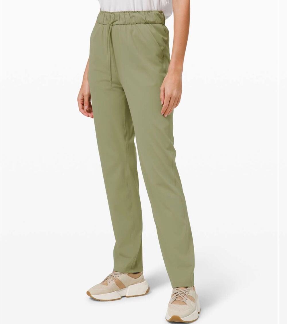 Lululemon Keep Moving Pant 7/8 High-Rise Heritage 365 Camo Dusky Lavender Multi